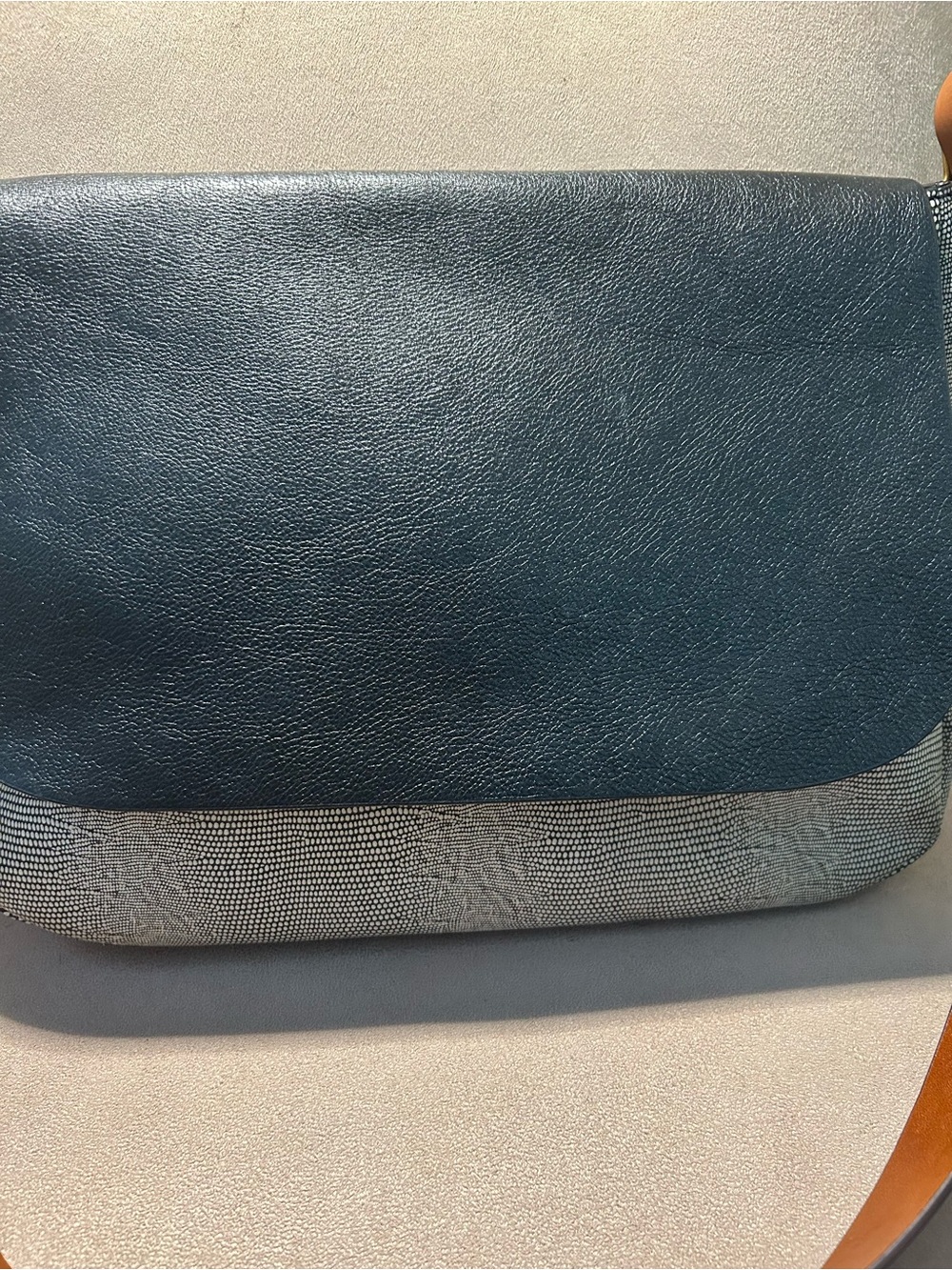 Fossil Harper Leather Flap crossbody - Picture 2 of 8